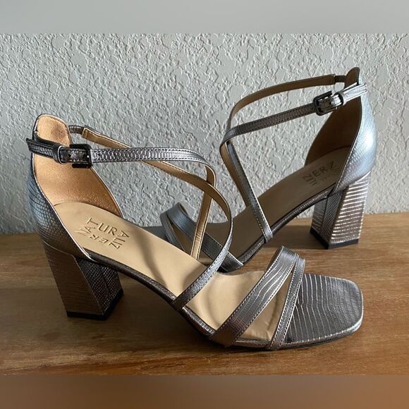 Naturalizer Women Tiff Leather Square Toe Heels Sandals Shoes Pewter 9.5 3” heel - Picture 4 of 10